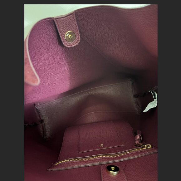 Banana Republic Vegan Leather Slouchy Tote - Bright Wine - Picture 4 of 4